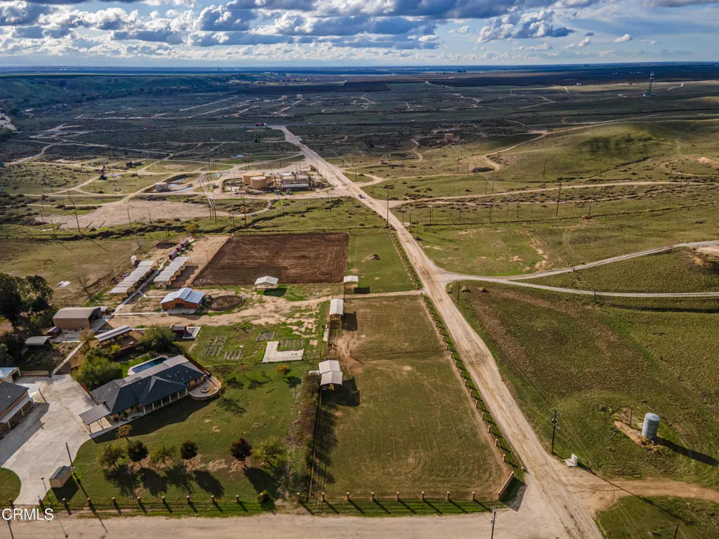 Additional image 145 of 102 Anna Lane, Bakersfield, CA 93308