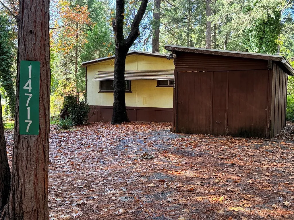 Additional image 2 of 14717 Wood Dr, Magalia, CA 95954