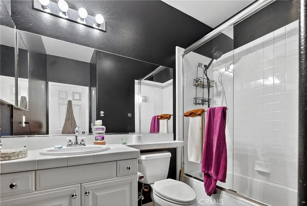 Additional image 72 of 912 Blackbourne Pt, Oak Park, CA 91377