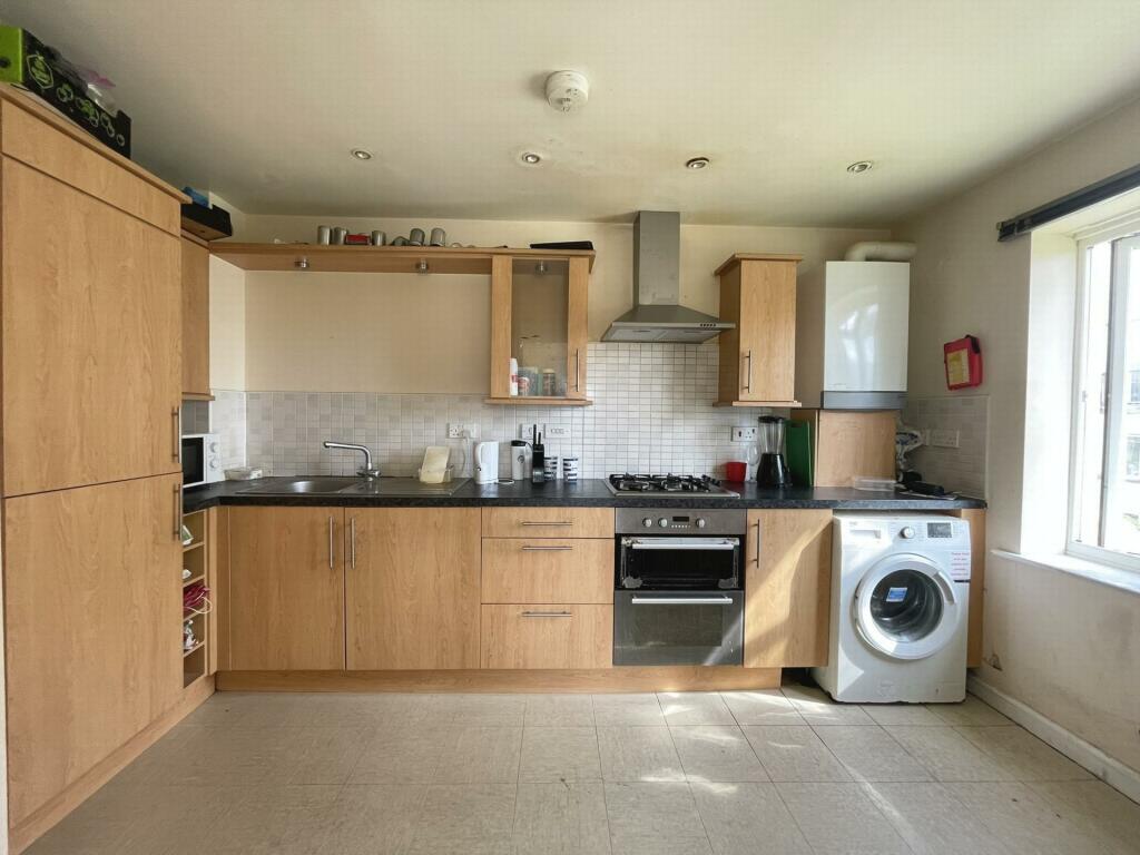 Additional image 4 of Dragon Road, Hatfield, AL10