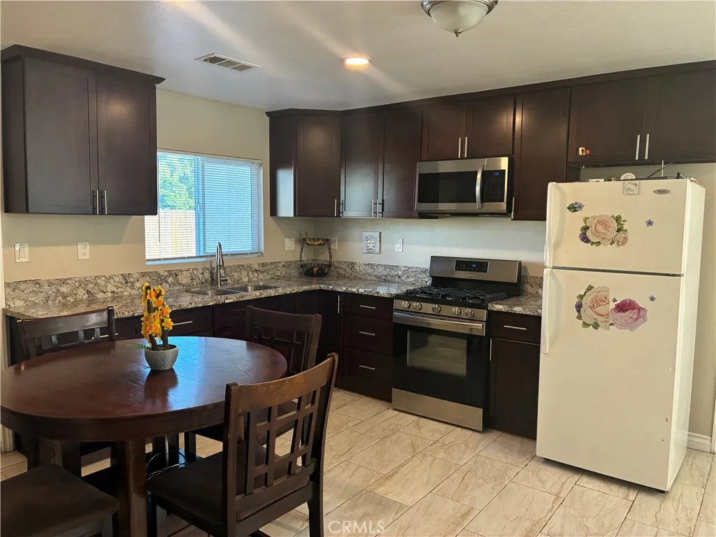 Additional image 5 of 2254 W 2nd Avenue, San Bernardino, CA 92407