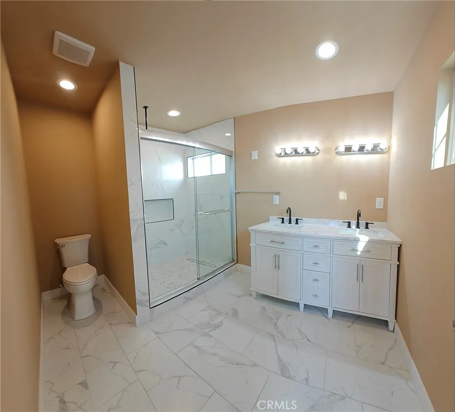 Additional image 39 of 1402 E O St, Wilmington, CA 90744