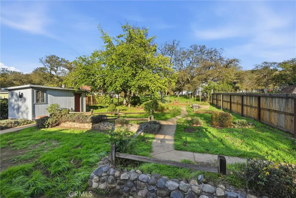 Additional image 28 of 18752 North Shore Dr, Hidden Valley Lake, CA 95467