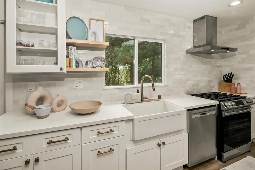 Additional image 16 of 1427 Avocado Road, Oceanside, CA 92054