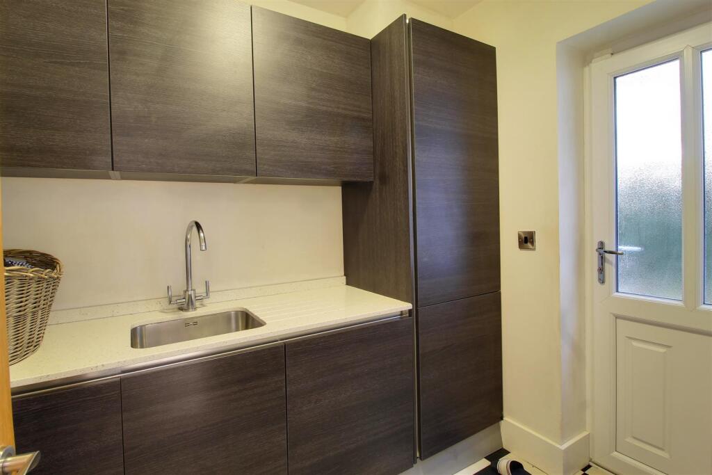 Additional image 26 of Peplins Way, Brookmans Park