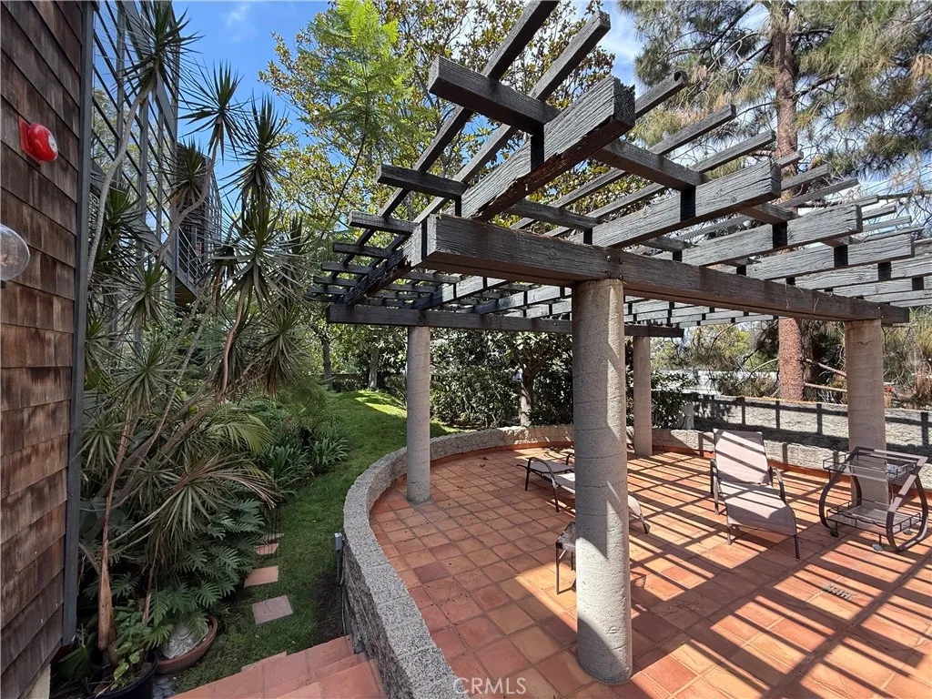 Additional image 25 of 3884 Fredonia Drive Unit F, Los Angeles, CA 90068