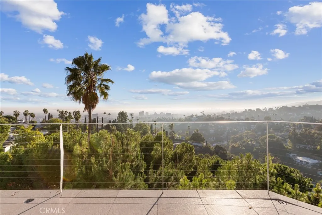 Additional image 62 of 5675 Spreading Oak Drive, Los Angeles, CA 90068