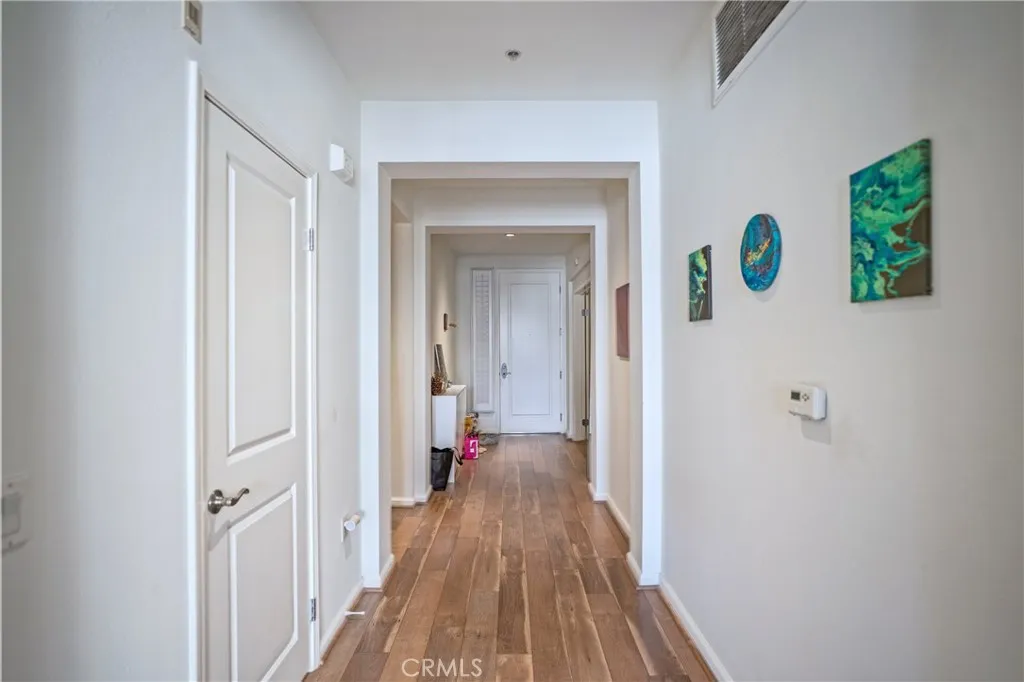 Additional image 46 of 201 E Angeleno Avenue Unit 206, Burbank, CA 91502