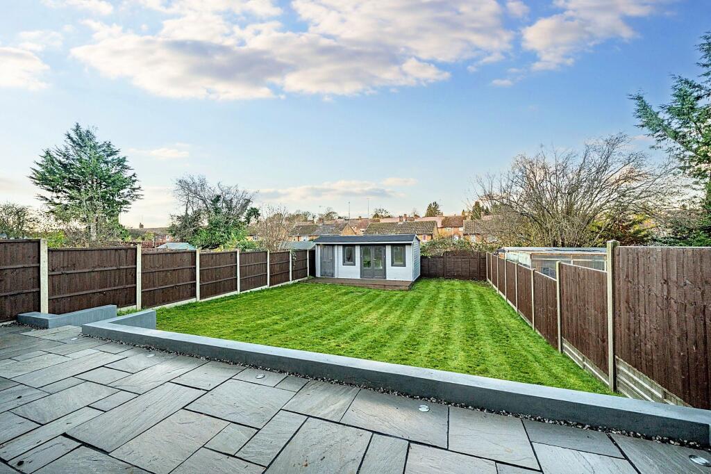 Additional image 4 of Parkfield, Markyate, AL3