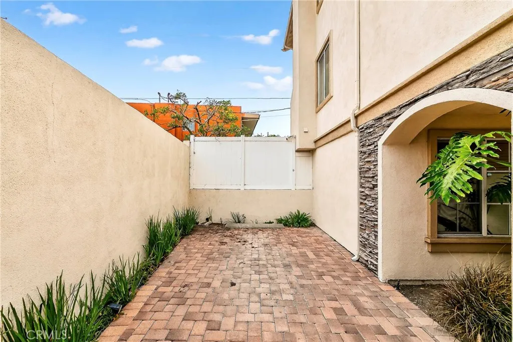 Additional image 55 of 24005 Los Codona, Torrance, CA 90505