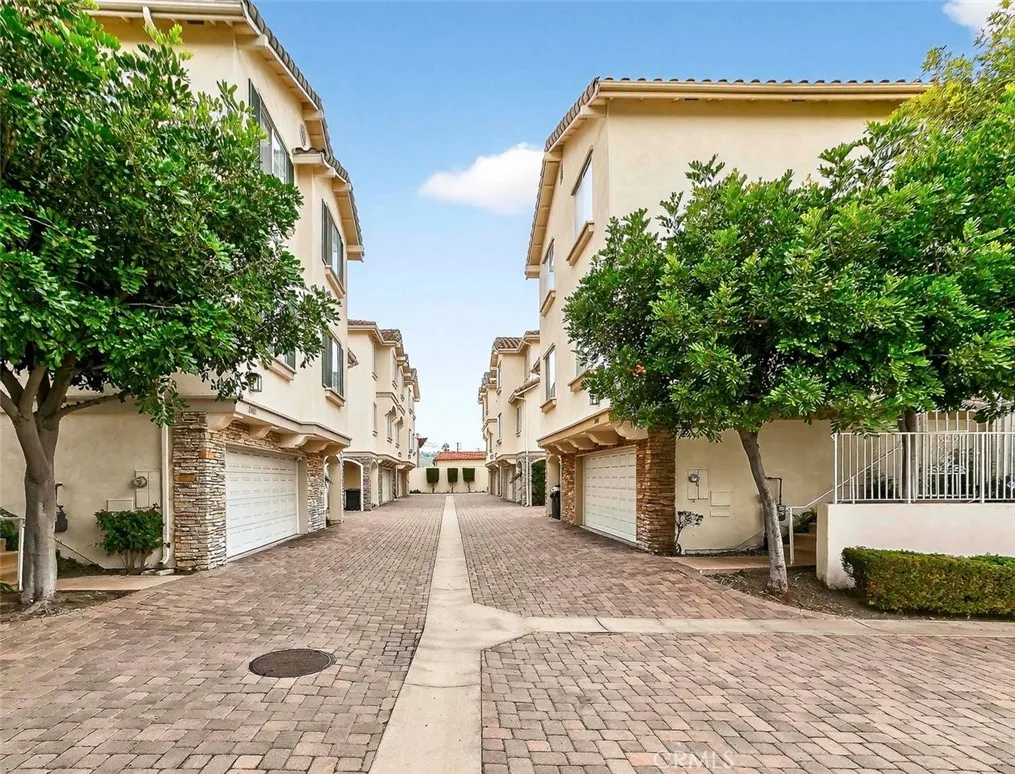 Additional image 56 of 24005 Los Codona, Torrance, CA 90505