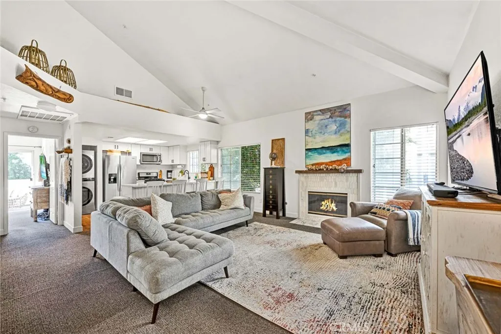 Additional image 5 of 4561 Warner Ave Unit 201, Huntington Beach, CA 92649