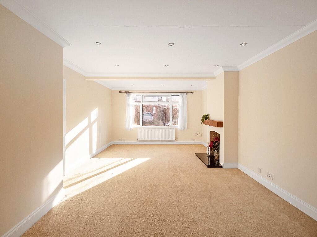 Additional image 3 of 23 St. James Road, Harpenden, Hertfordshire, AL5