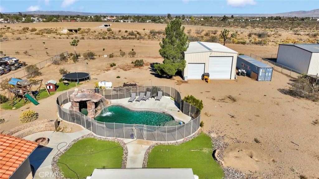 Additional image 94 of 10834 Mono Rd, Victorville, CA 92392
