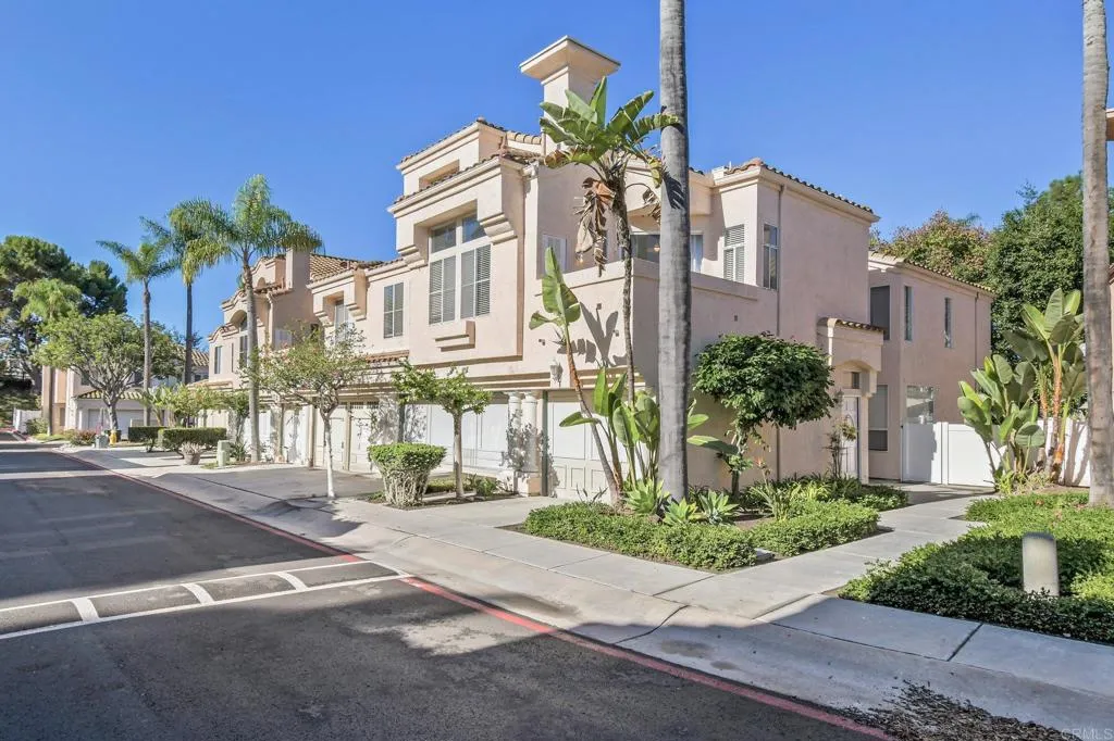 Additional image 2 of 1386 Serena Circle #1, Chula Vista, CA 91910