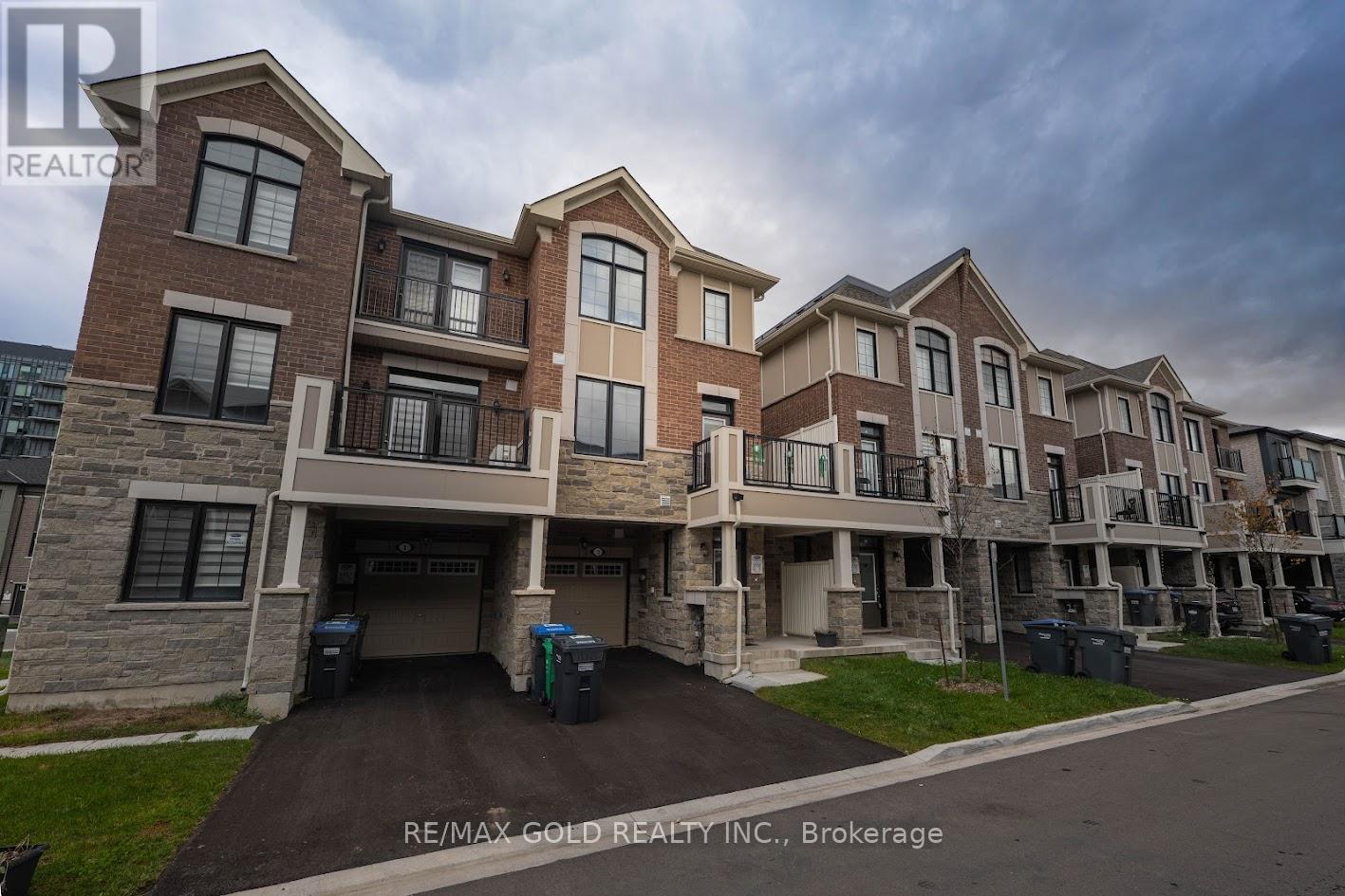 Property image for 3 MELMAR STREET|Brampton (Northwest Brampton), Ontario L7A0B6