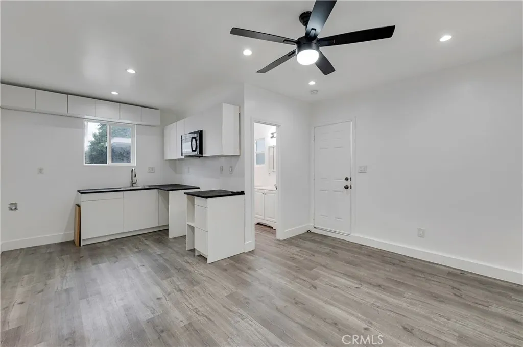 Additional image 88 of 8023 Hooper Ave, Los Angeles, CA 90001