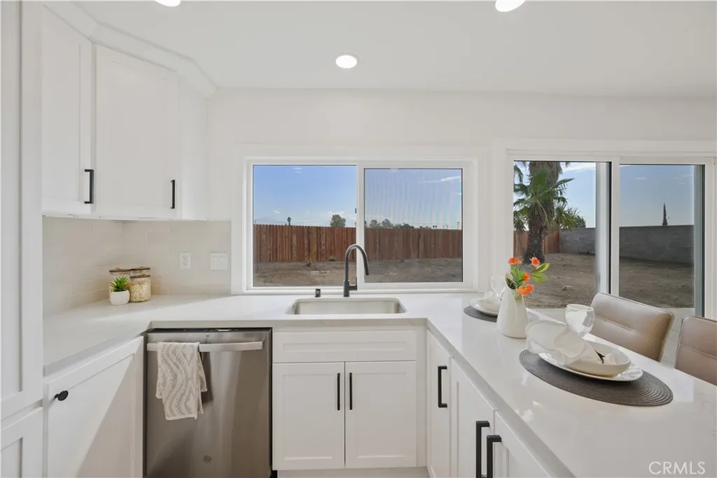 Additional image 10 of 847 N Idyllwild Ave, Rialto, CA 92376