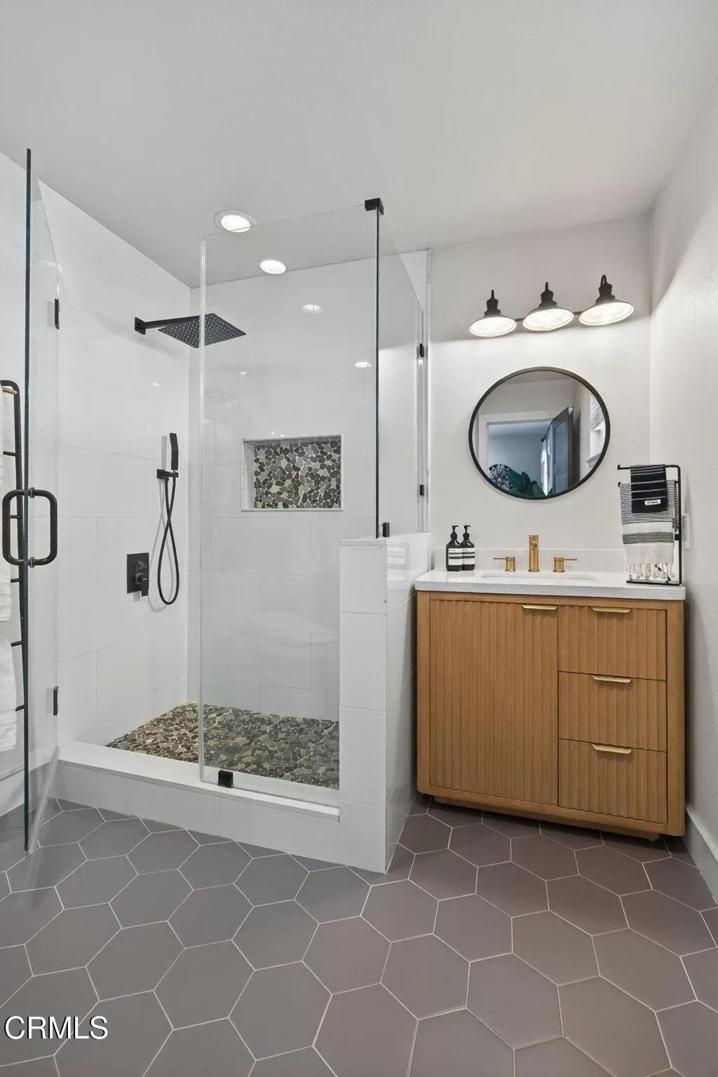 Additional image 83 of 1450 Crest Court, Oxnard, CA 93035