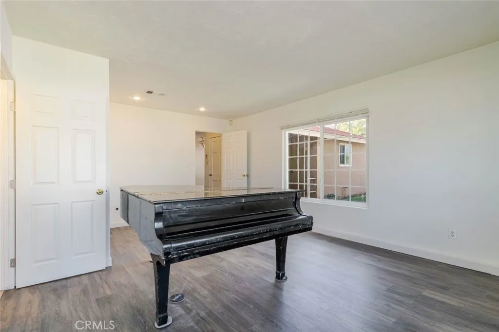 Additional image 59 of 1802 E Avenue Q11, Palmdale, CA 93550