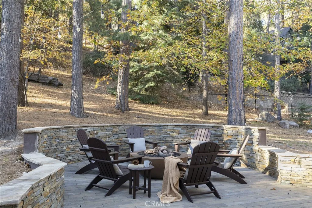 Additional image 40 of 572 Brentwood Dr, Lake Arrowhead, CA 92352