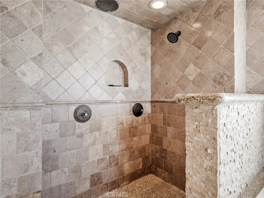 Additional image 110 of 18160 Harbor Drive, Victorville, CA 92395