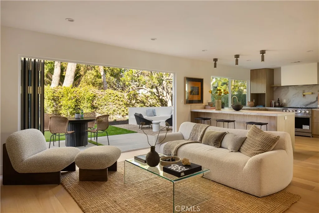 Additional image 47 of 872 Liard Pl, Costa Mesa, CA 92626