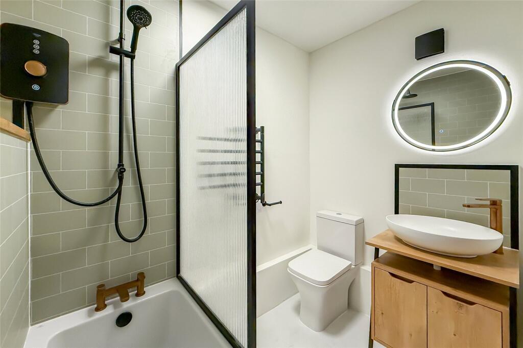 Additional image 8 of Murton Court, Hillside Road, St. Albans, Hertfordshire Court, AL1