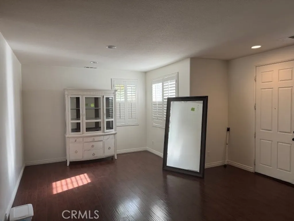 Additional image 7 of 2401 W Avenue P12, Palmdale, CA 93551