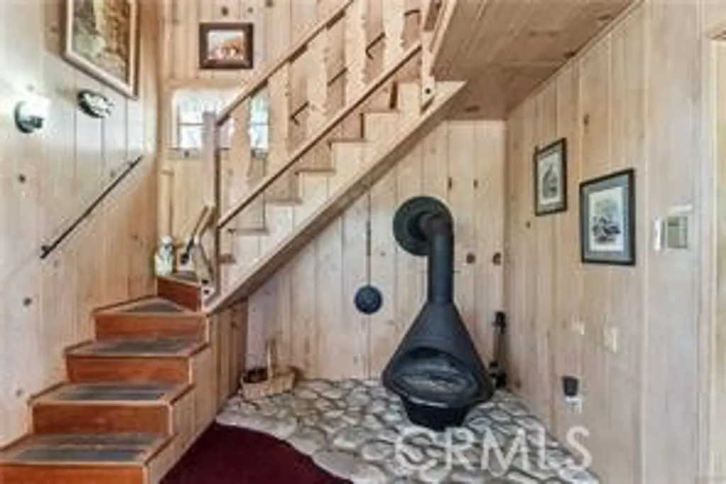 Additional image 13 of 28810 Cedar Dr, Lake Arrowhead, CA 92352