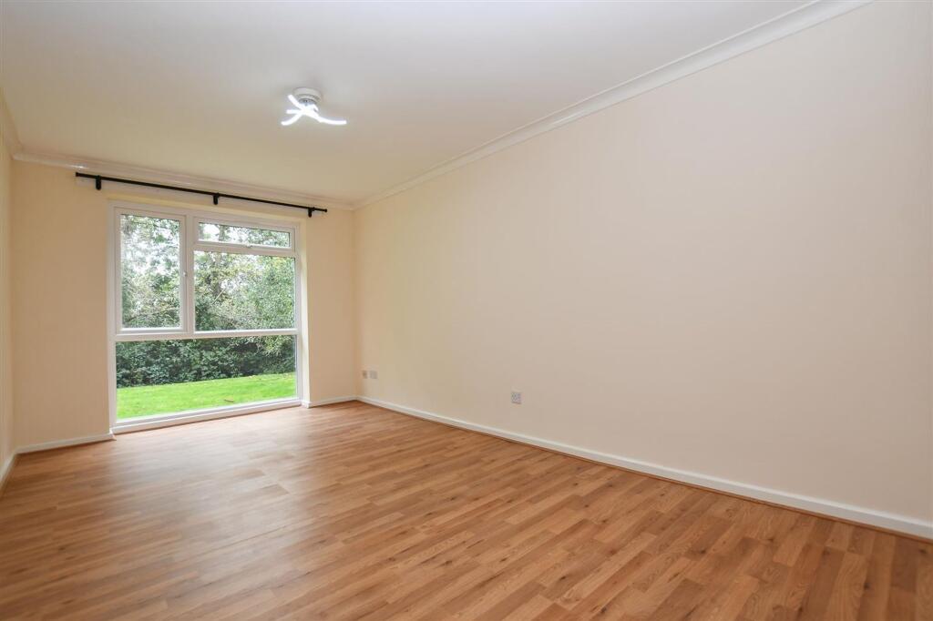 Additional image 10 of Lakeside Place, London Colney, AL2