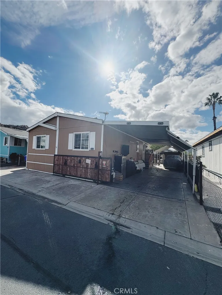 Additional image 25 of 3825 Crestmore Rd Unit 414, Riverside, CA 92509