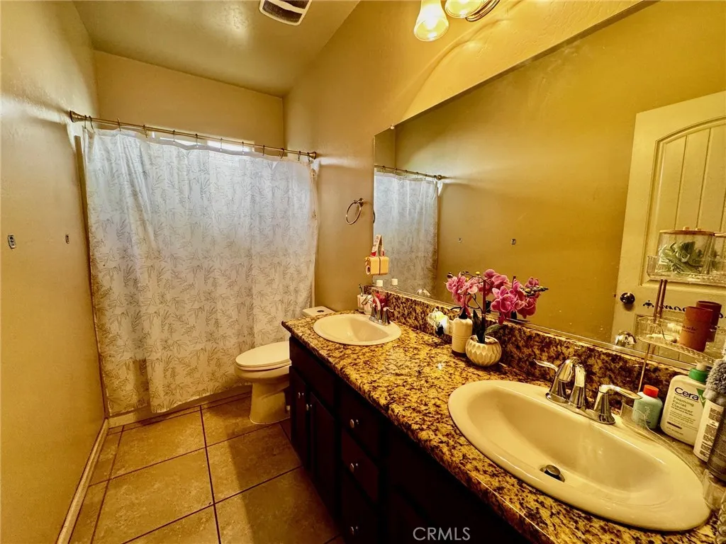 Additional image 50 of 5702 Morning Breeze St, Bakersfield, CA 93314