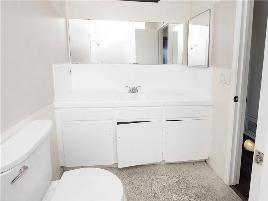 Additional image 16 of 641 S Indian Hill Blvd Unit B, Claremont, CA 91711