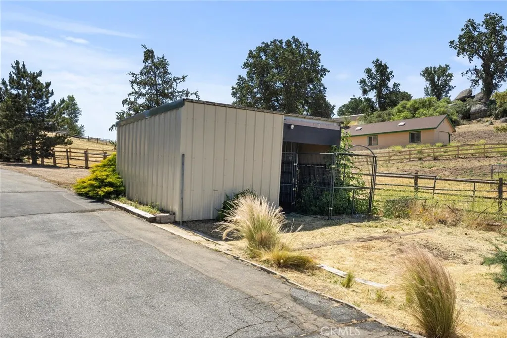 Additional image 45 of 23740 Lakeview Dr, Tehachapi, CA 93561