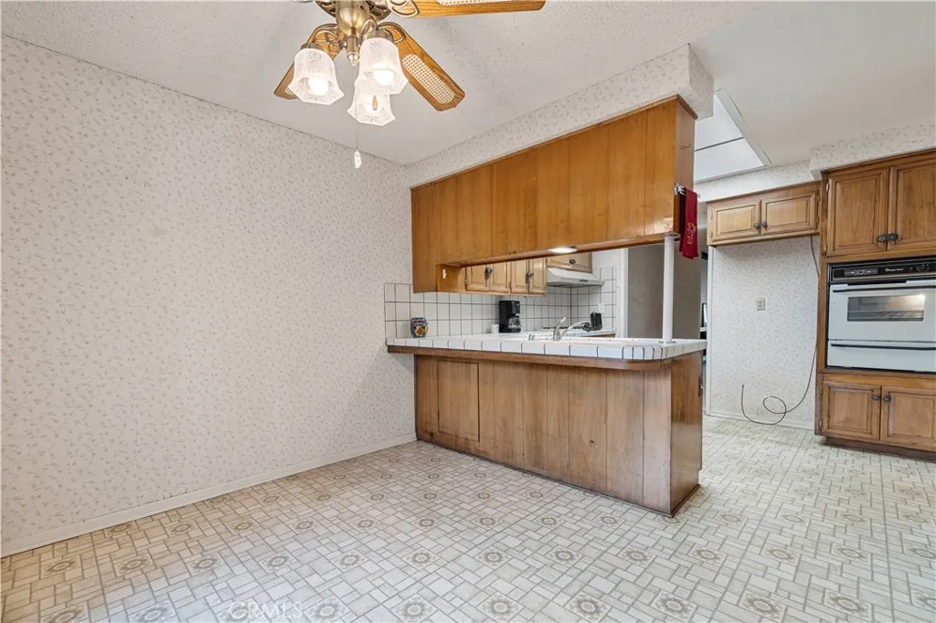 Additional image 18 of 26838 Avenue Of The Oaks Unit C, Newhall, CA 91321