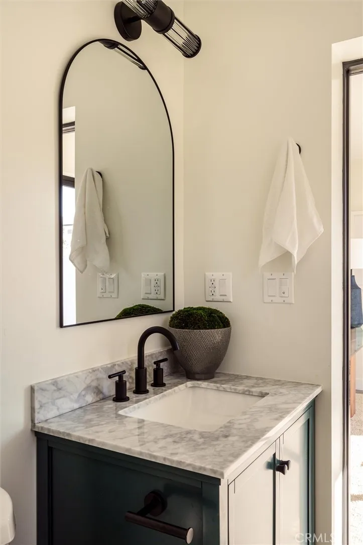 Additional image 49 of 5441 Blackwelder, Los Angeles, CA 90016