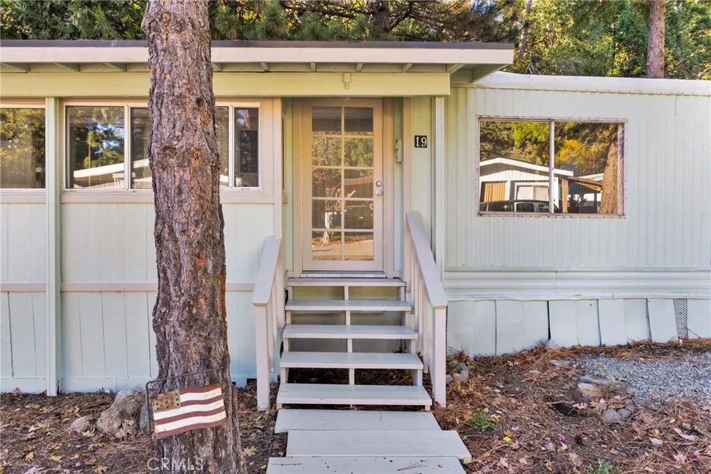 Additional image 33 of 22899 Byron Road Unit 19, Crestline, CA 92325