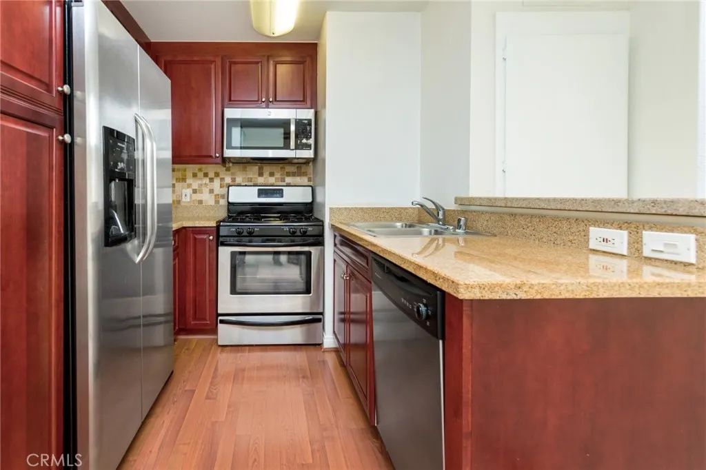 Additional image 5 of 5545 Canoga Avenue Unit 320, Woodland Hills, CA 91367