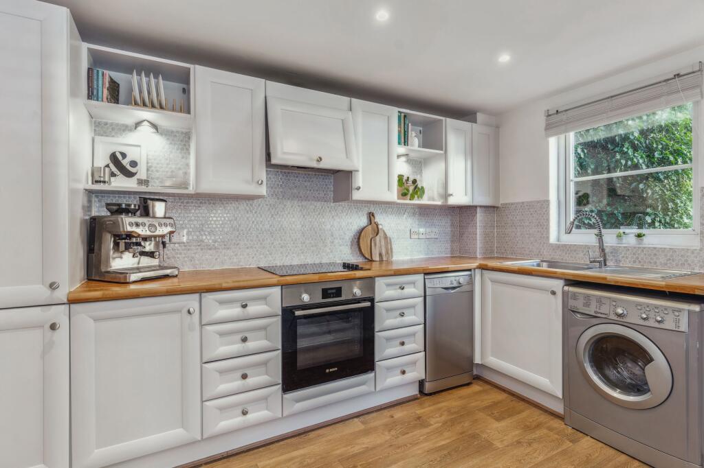 Additional image 9 of Stathams Court, Redbourn