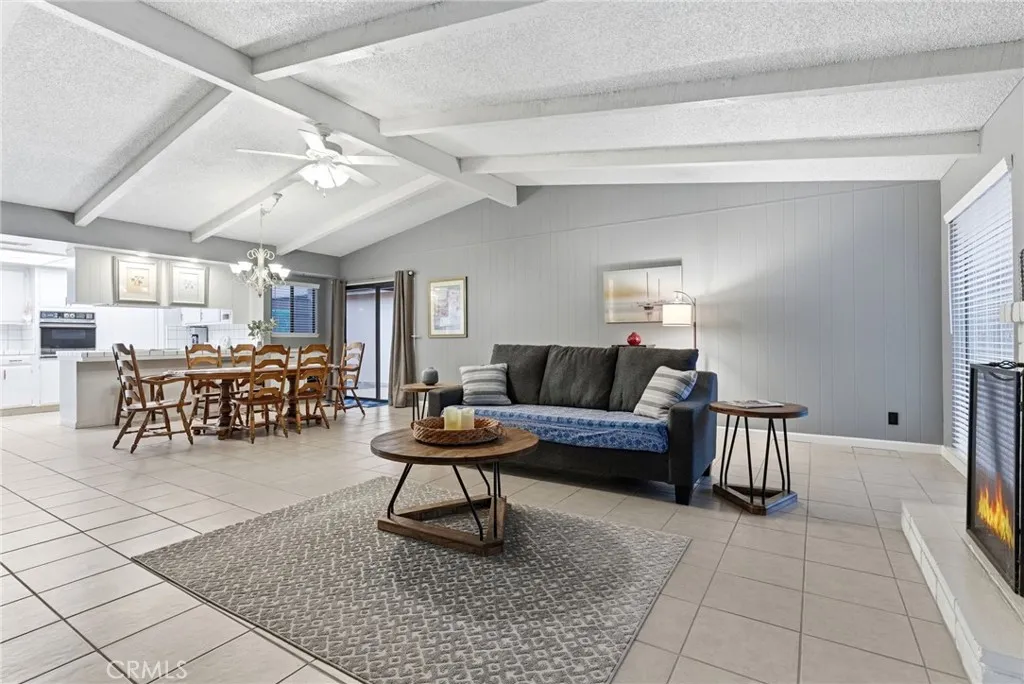 Additional image 11 of 3737 W Hillsdale Avenue, Visalia, CA 93291