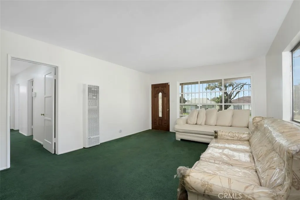 Additional image 9 of 916 S Caswell Ave, Compton, CA 90220