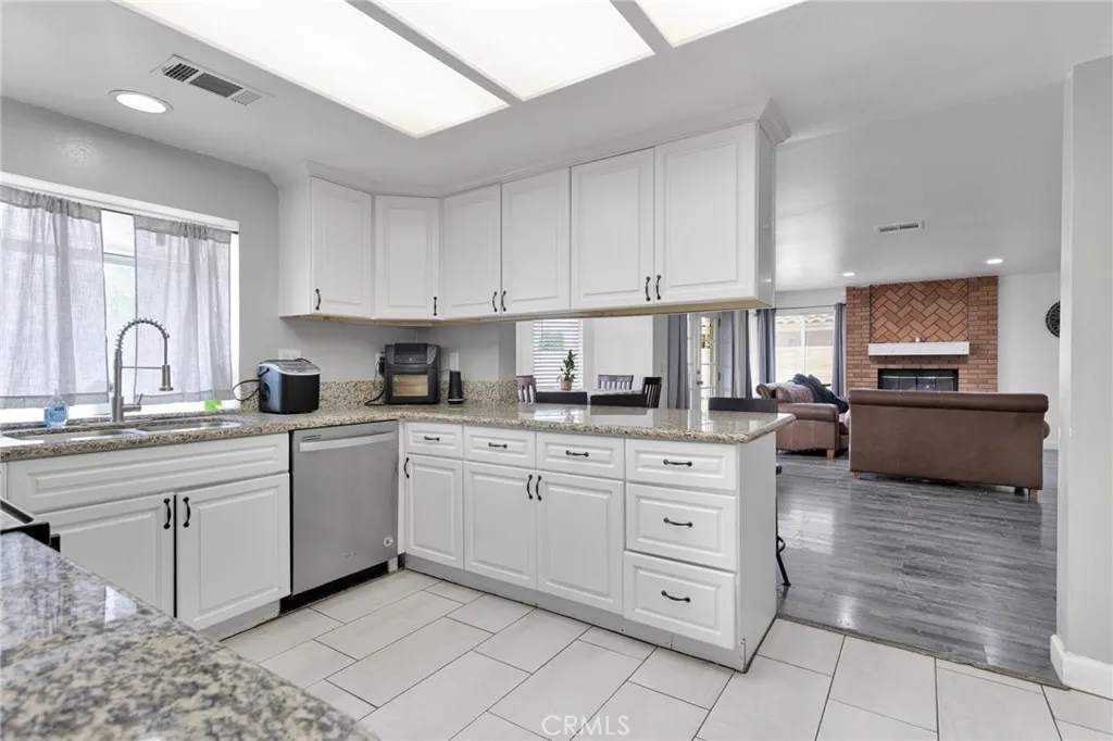 Additional image 20 of 18660 Del Resto Dr, Victorville, CA 92395