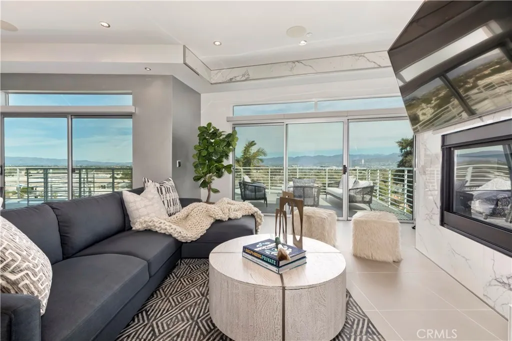 Additional image 16 of 11698 Picturesque, Studio City, CA 91604