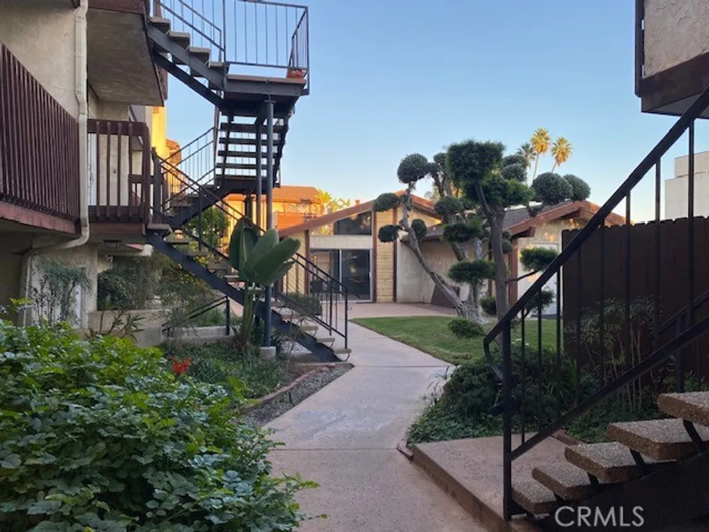 Additional image 5 of 15214 S Raymond Ave Unit 109, Gardena, CA 90247