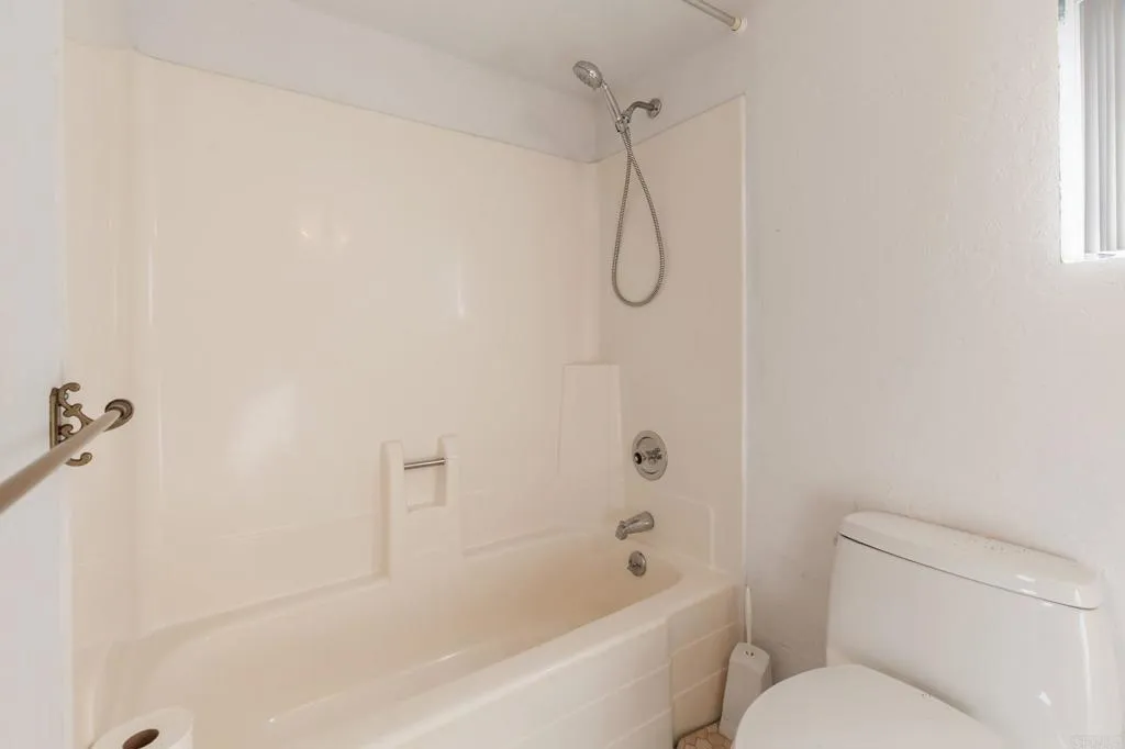 Additional image 37 of 2573 Los Alisos S, Fallbrook, CA 92028