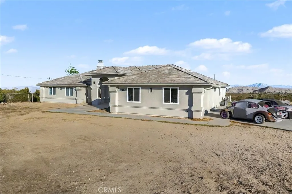 30788 Buenos Aires Rd, Lucerne Valley, CA 92356
