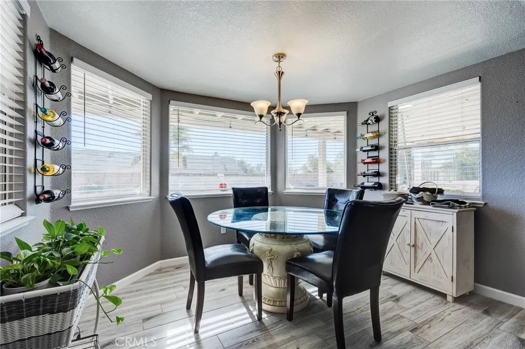 Additional image 60 of 19783 Lara Lane, Apple Valley, CA 92308