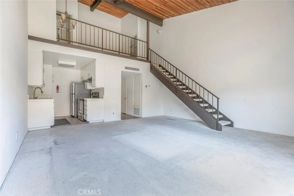 Additional image 4 of 5460 White Oak Avenue Unit C330, Encino, CA 91316