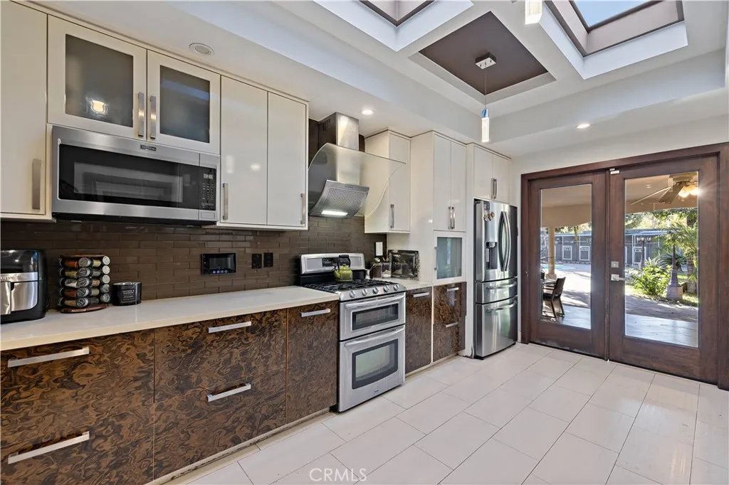 Additional image 100 of 7807 Stansbury, Panorama City, CA 91402